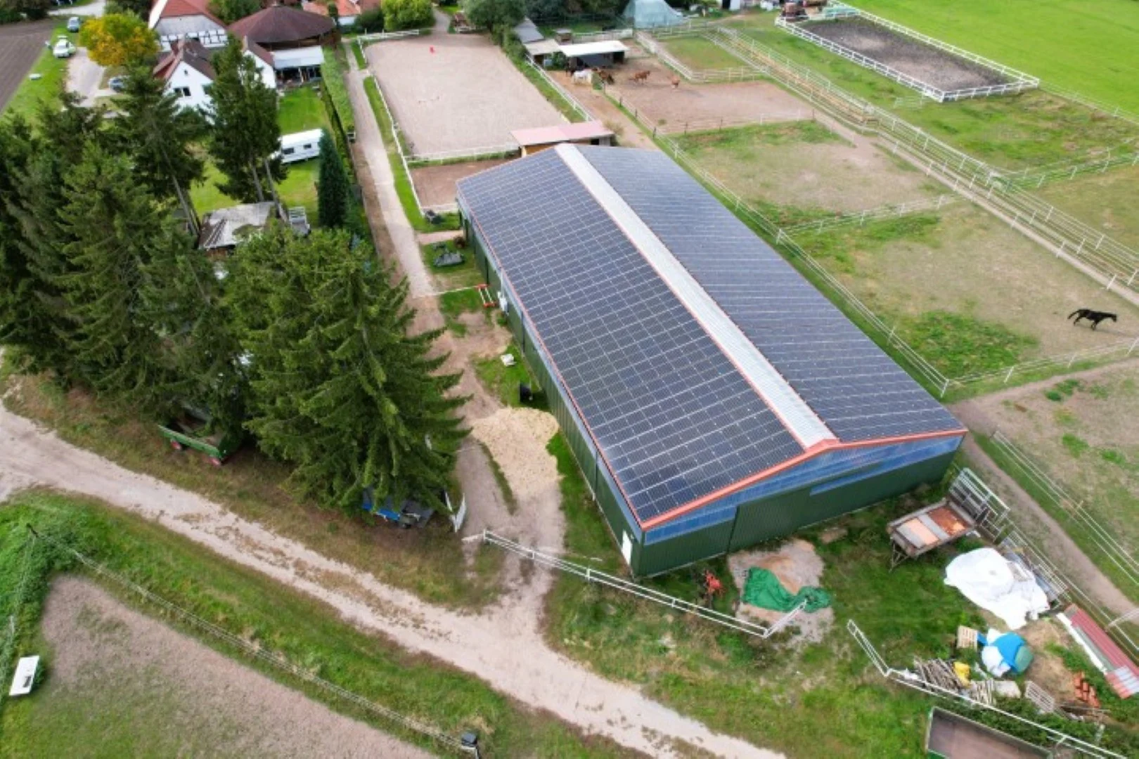 dachsanierung kostenlos, dachsanierung kosten senken, dachflächen verpachten, dachsanierung ohne kosten, kostenlose dachsanierung photovoltaik, dachfläche vermieten solar, solar dachsanierung, dachsanierung durch photovoltaik, pv anlage dachsanierung, dach verpachten für solar, dachsanierung kosten sparen, dachsanierung mit solar, pacht für dachfläche, photovoltaik dachfläche vermieten, energie sparen dachsanierung, dachsanierung gewerbeimmobilie, kostenlose sanierung dachflächen, immobilienwert steigern dach, dachsanierung investorenmodell, sanierungskosten vermeiden, nachhaltige dachsanierung, dachsanierung finanzierung solar, photovoltaik invest dach, sonnendach verpachten, dachfläche nutzen solar, pv dachsanierung ohne kosten, dachsanierung mit mieteinnahmen, sanierungskosten senken solar, gewerbliches dach verpachten, sunshine sales dachsanierung